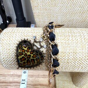 Betsey Johnson Leopard Heart Charm Gold/Black Toggle Bracelet